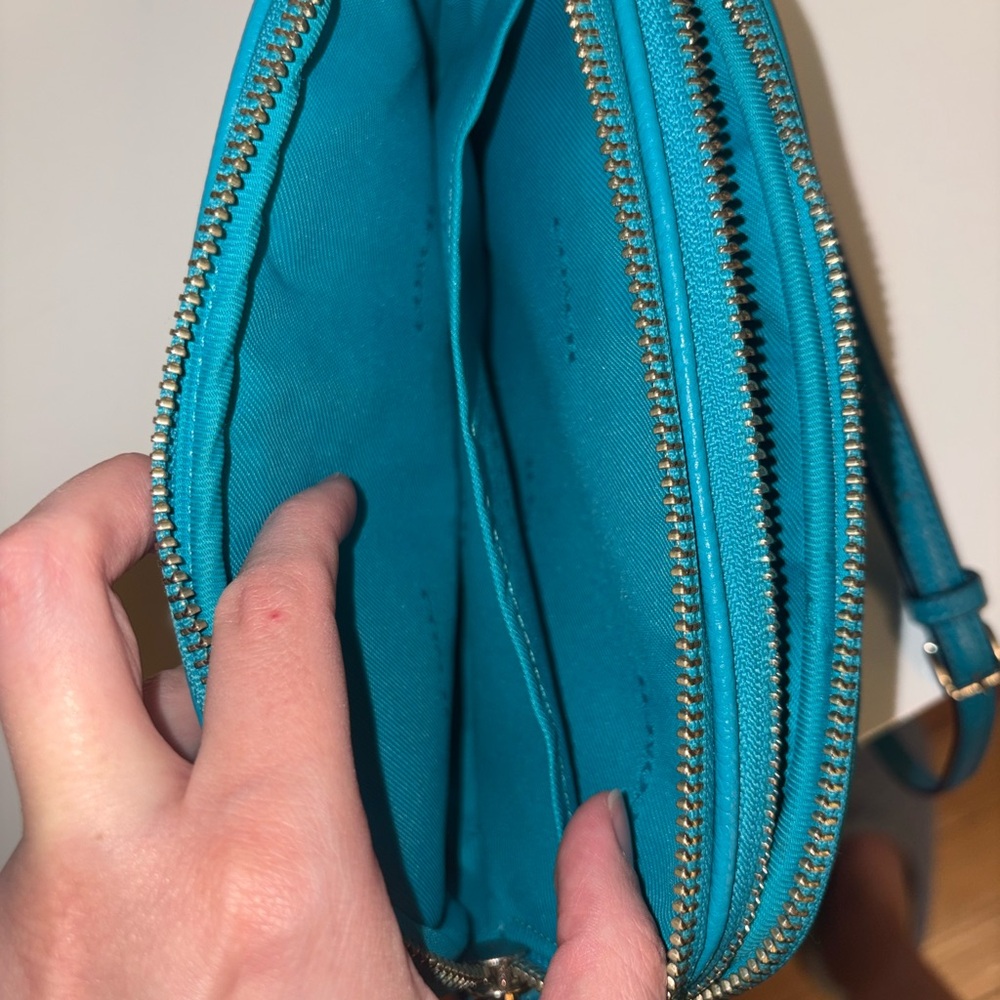 COACH Teal Pebbled Leather Crossbody Wristlet with Silver Hardware - Picture 8 of 9